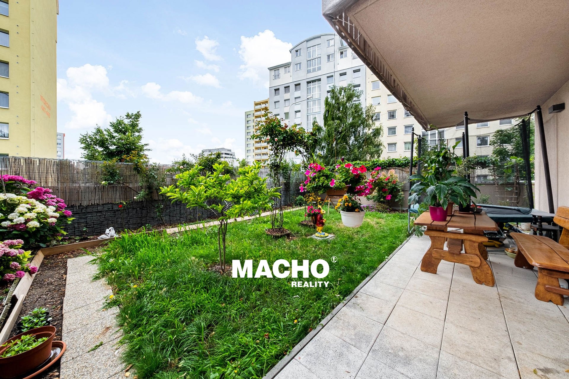 macho-reality-prodej-bytu-krivoklatska-praha-10