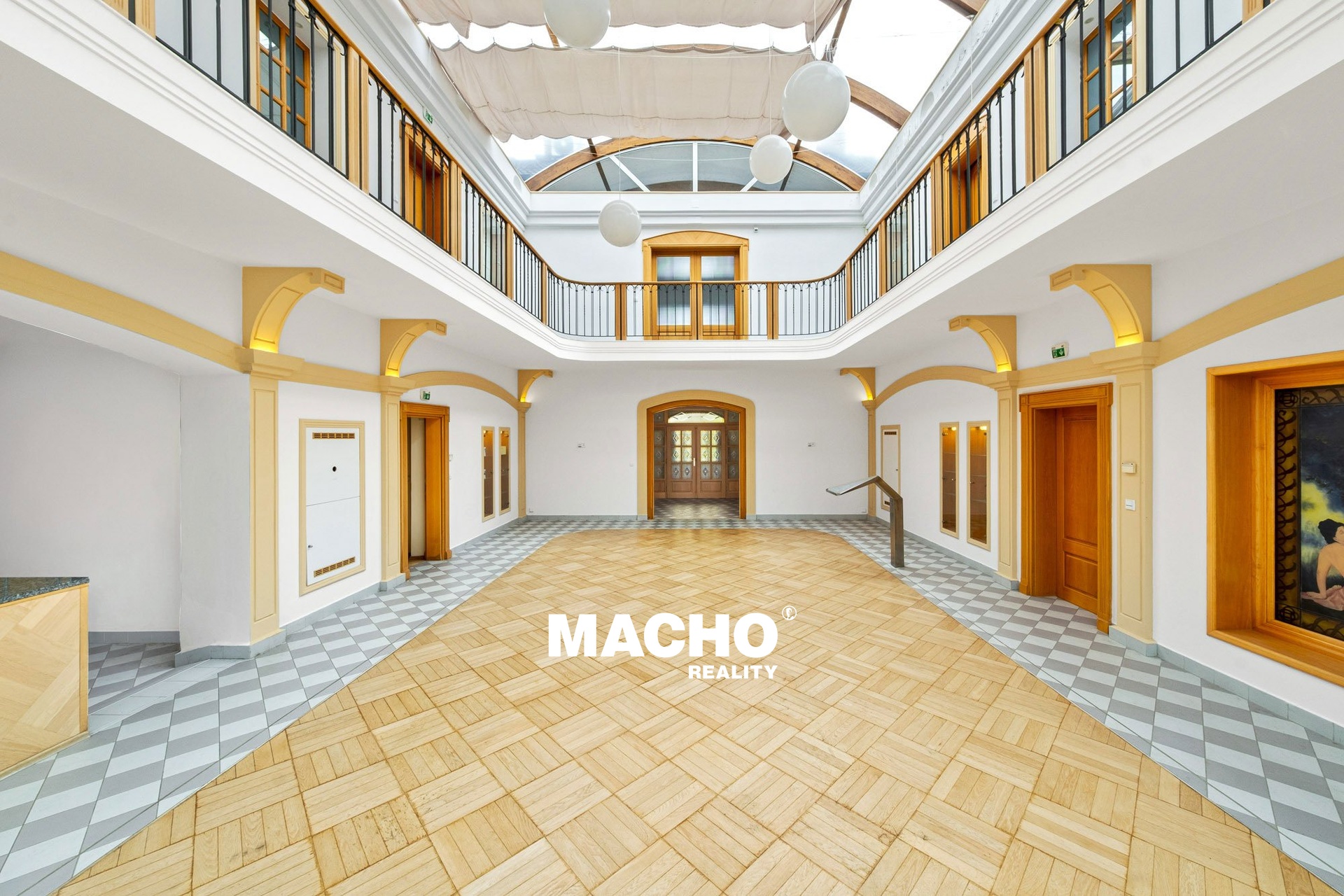 machoreality-prodej-vily-lesni-ritka-01