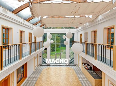 Prodej domu/vily, 1 181 m²