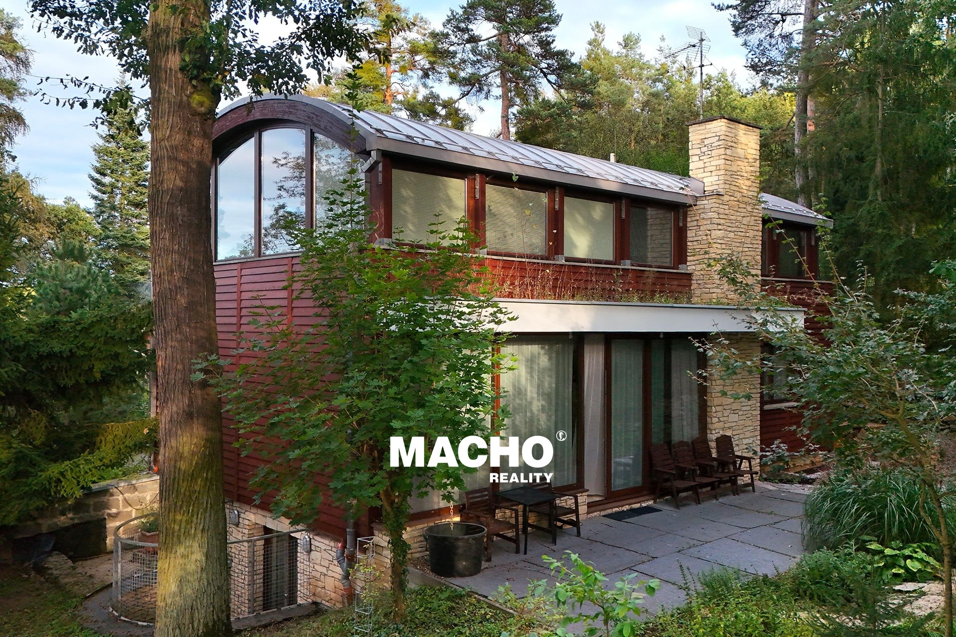 robert-macho-reality-prodej-vily-dobrichovice-12