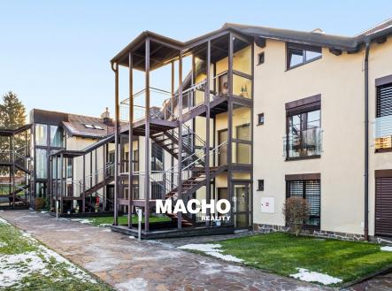 Pronájem bytu, 2+kk, 51 m²