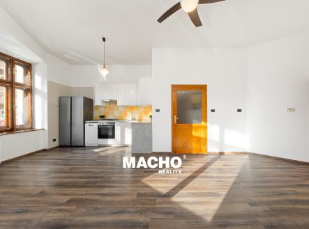 Pronájem bytu, 3+kk, 70 m²