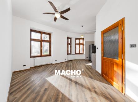 Pronájem bytu, 3+kk, 70 m²