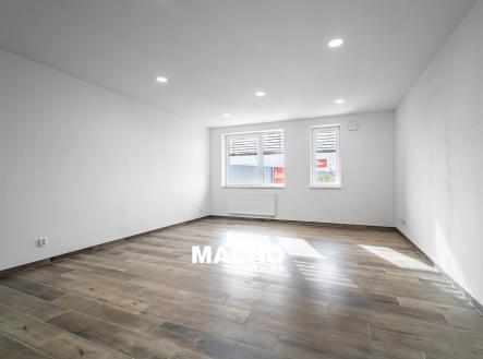 Pronájem bytu, 1+kk, 31 m²