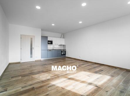 Pronájem bytu, 1+kk, 31 m²