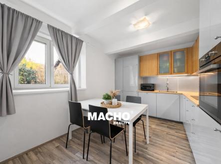 Pronájem bytu, 1+1, 45 m²