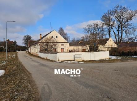 Prodej zemědělského objektu, 3 881 m²