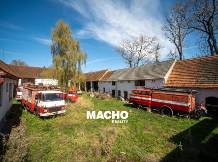 Prodej zemědělského objektu, 3 881 m²