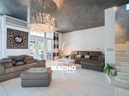 Prodej domu/vily, 372 m²
