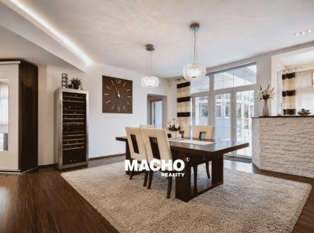 Prodej domu/vily, 372 m²