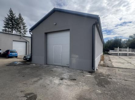 Pronájem komerčního objektu, sklad, 130 m²