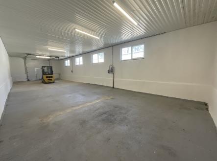 Pronájem komerčního objektu, sklad, 130 m²