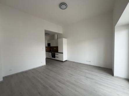Pronájem bytu, 1+kk, 33 m²