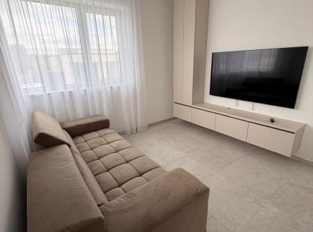 Pronájem bytu, 2+kk, 65 m²