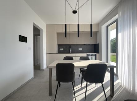 Pronájem bytu, 2+kk, 65 m²