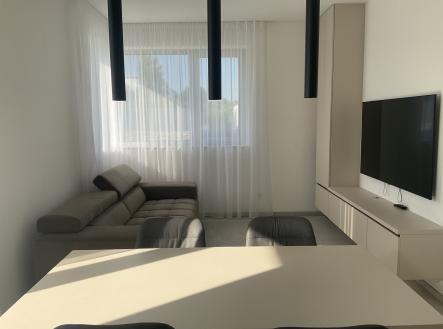 Pronájem bytu, 2+kk, 65 m²