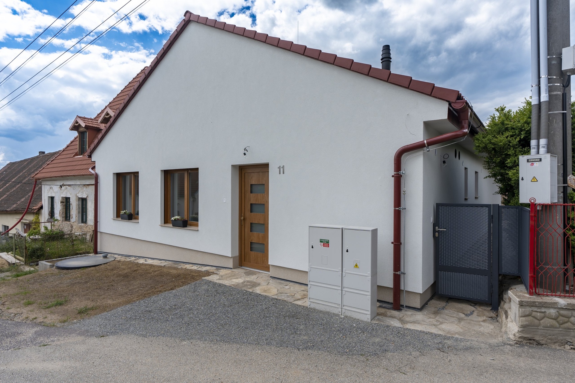 fotografie_dum_Police_u_Jemnice_DSC05648-HDR