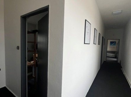 Pronájem kanceláře, 28 m²