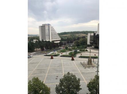 Pronájem bytu, 1+kk, 27 m² obrázek