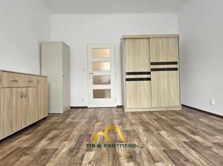 Pronájem bytu, 2+kk, 44 m²