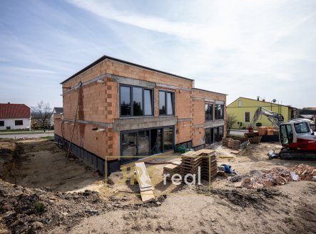 Hrusovany foto-21 | Rezidence Hrušovany – moderní rodinné domy s garáží a terasou