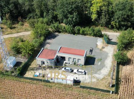 Prodej - pozemek pro komerční výstavbu, 1 384 m²