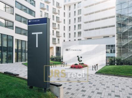 Pronájem kanceláře, 780 m²