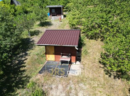 Prodej - pozemek, zahrada, 1 698 m²