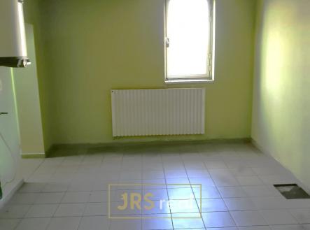 Prodej komerčního objektu, sklad, 902 m²