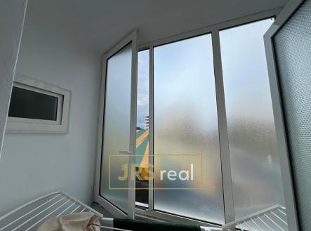 WhatsApp Image 2025-12-04 at 12.45.53 (13)