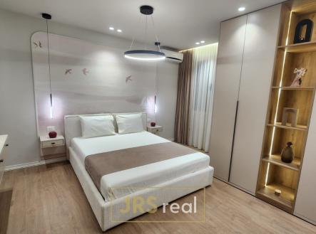 WhatsApp Image 2025-12-11 at 20.17.50