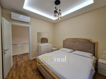 WhatsApp Image 2026-02-09 at 12.00.54 (10)