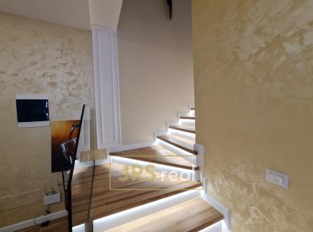 WhatsApp Image 2026-02-09 at 12.00.54 (7)