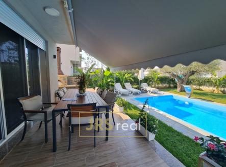 WhatsApp Image 2026-02-09 at 12.00.54 (1)