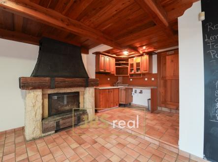 Prodej hotel, 321 m²