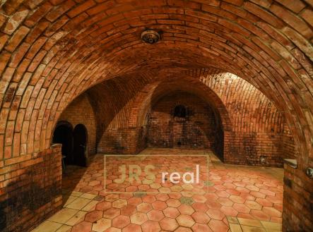 Prodej hotel, 321 m²