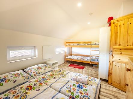 Prodej hotel, 145 m²