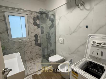 WhatsApp Image 2026-03-05 at 16.28.08 (2)