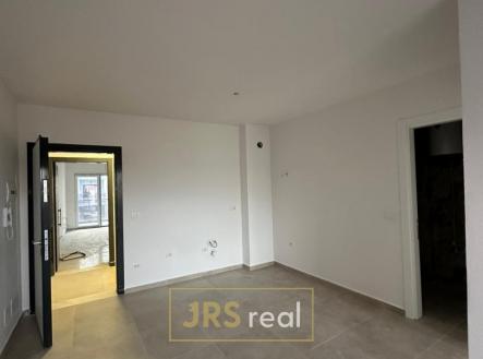 WhatsApp Image 2026-01-21 at 13.04.56 (5)