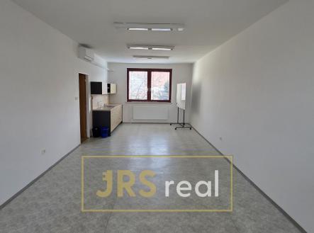 Pronájem kanceláře, 34 m²