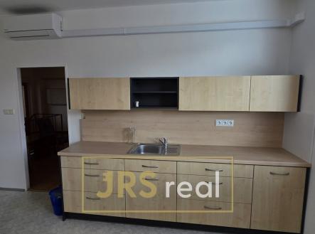 Pronájem kanceláře, 34 m²