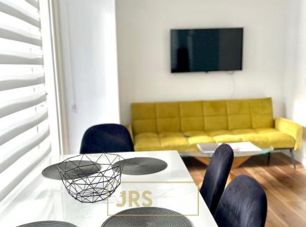 WhatsApp Image 2026-03-05 at 14.04.56