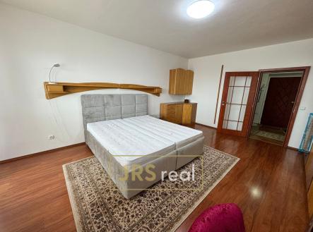 Pronájem bytu, 2+kk, 72 m²