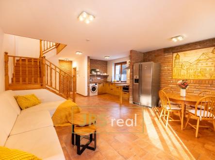 Pronájem bytu, 4+kk, 122 m²