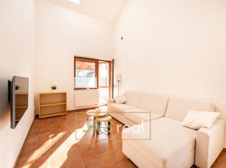 Pronájem bytu, 2+1, 56 m²