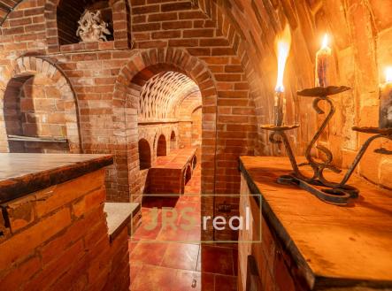 Prodej hotel, 90 m²