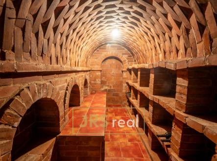 Prodej hotel, 90 m²