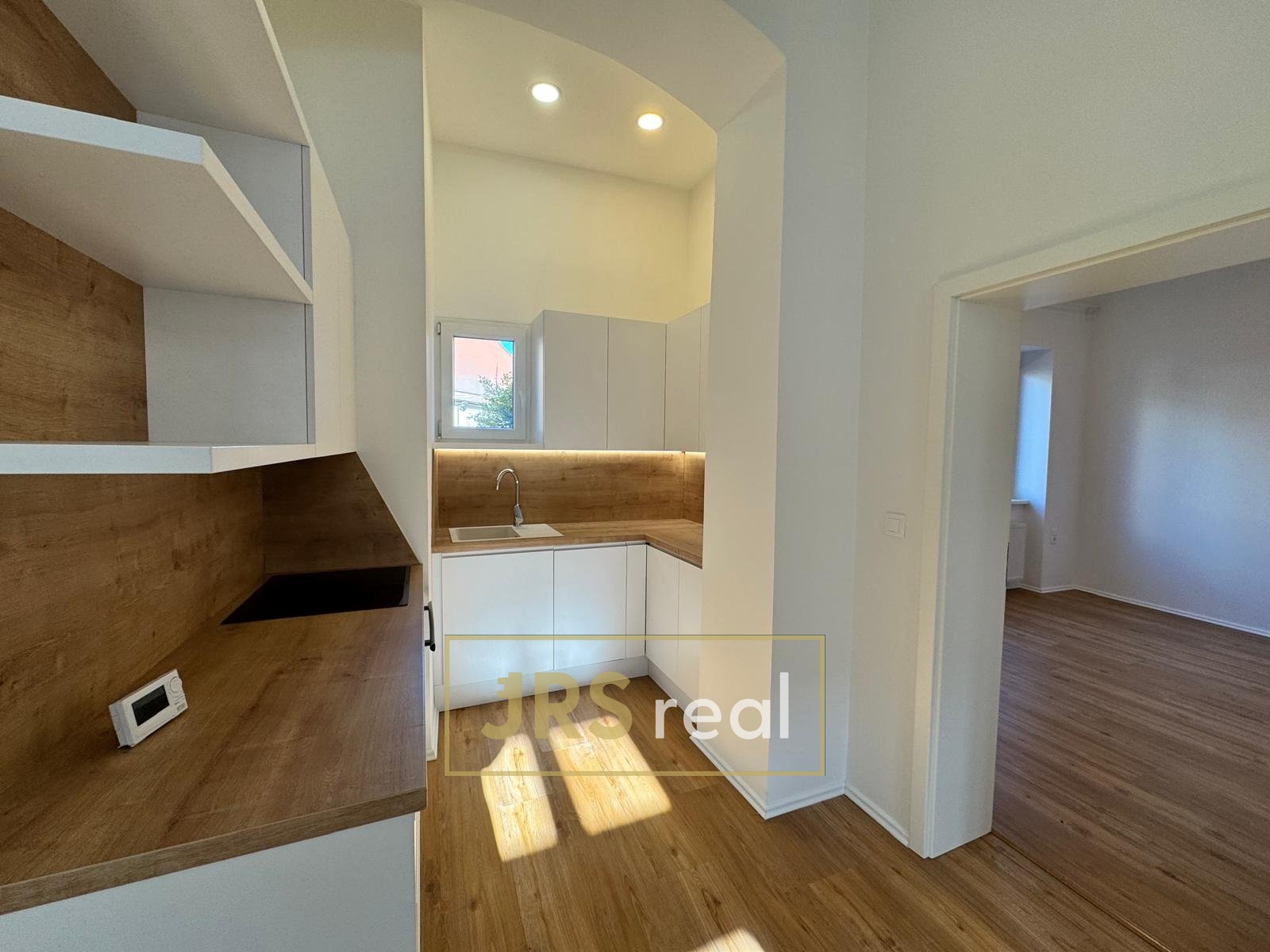 WhatsApp Image 2026-04-01 at 11.00.06 (8)