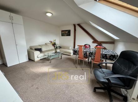 Pronájem bytu, 2+kk, 70 m²