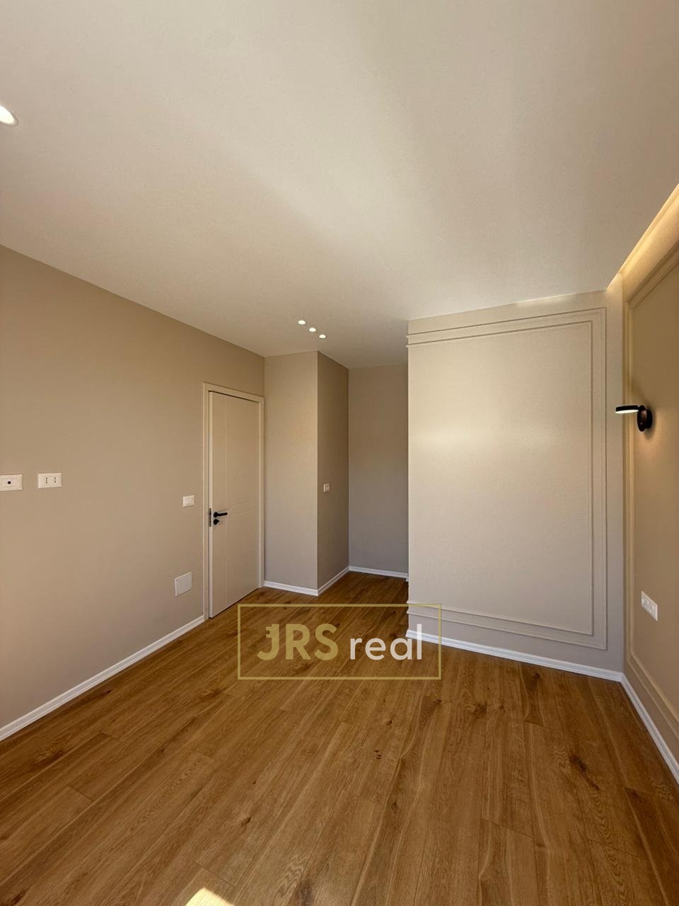 WhatsApp Image 2026-04-29 at 13.53.43